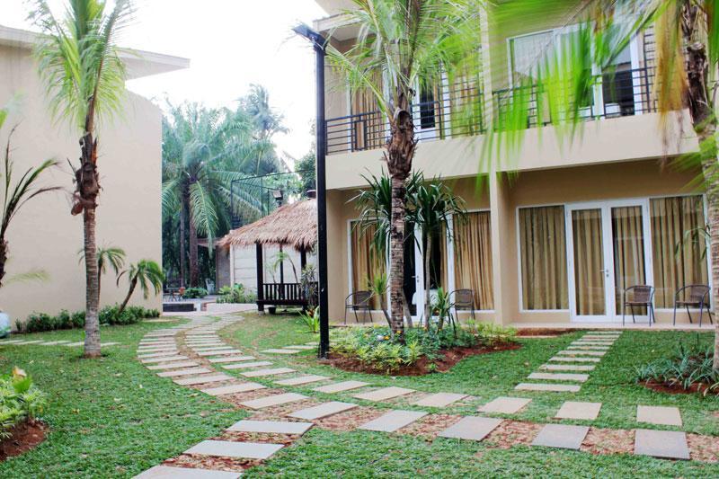 Bali De Anyer Hotel & Restaurant Exterior photo